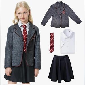 Brand new Matilda costume